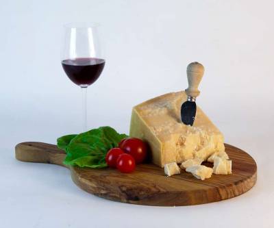 Parmesan (Rossi F.lli) >200 g (Preis/St.)
